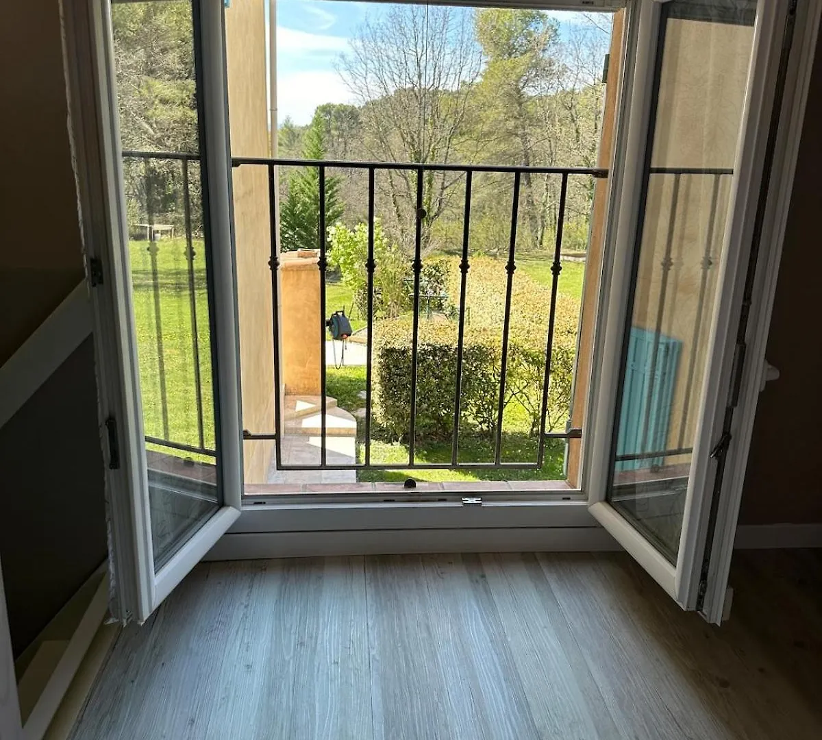 Charming Outbuilding With Pool In Peypind'Aigues Apartment  Peypin-d'Aigues